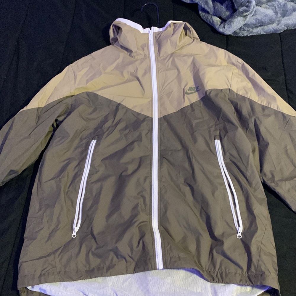 Mens Green and Tan Nike Windbreaker; Size:L